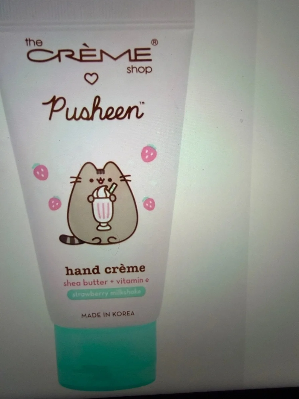 ❣️5/25❣️The Crème Shop Pusheen Moisturizing Hand Crème - strawberry milkshake